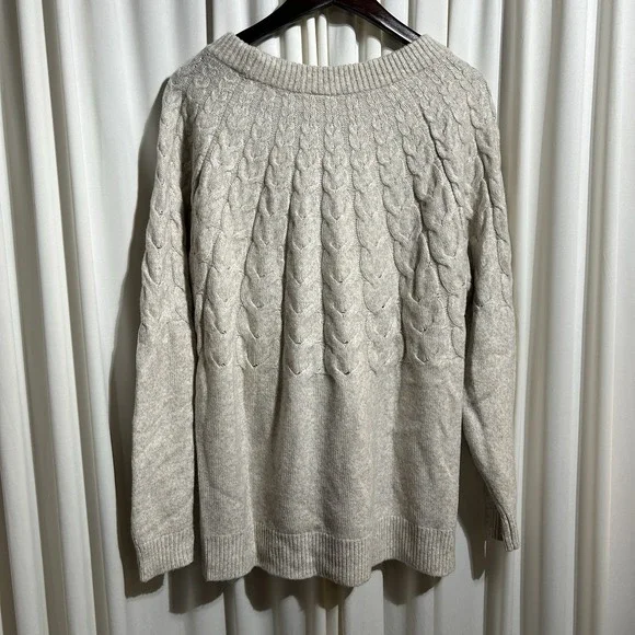 St. John's Bay Long Sleeve Cream/Beige Cable Knit Sweater Women's Size XL - Picture 3 of 6